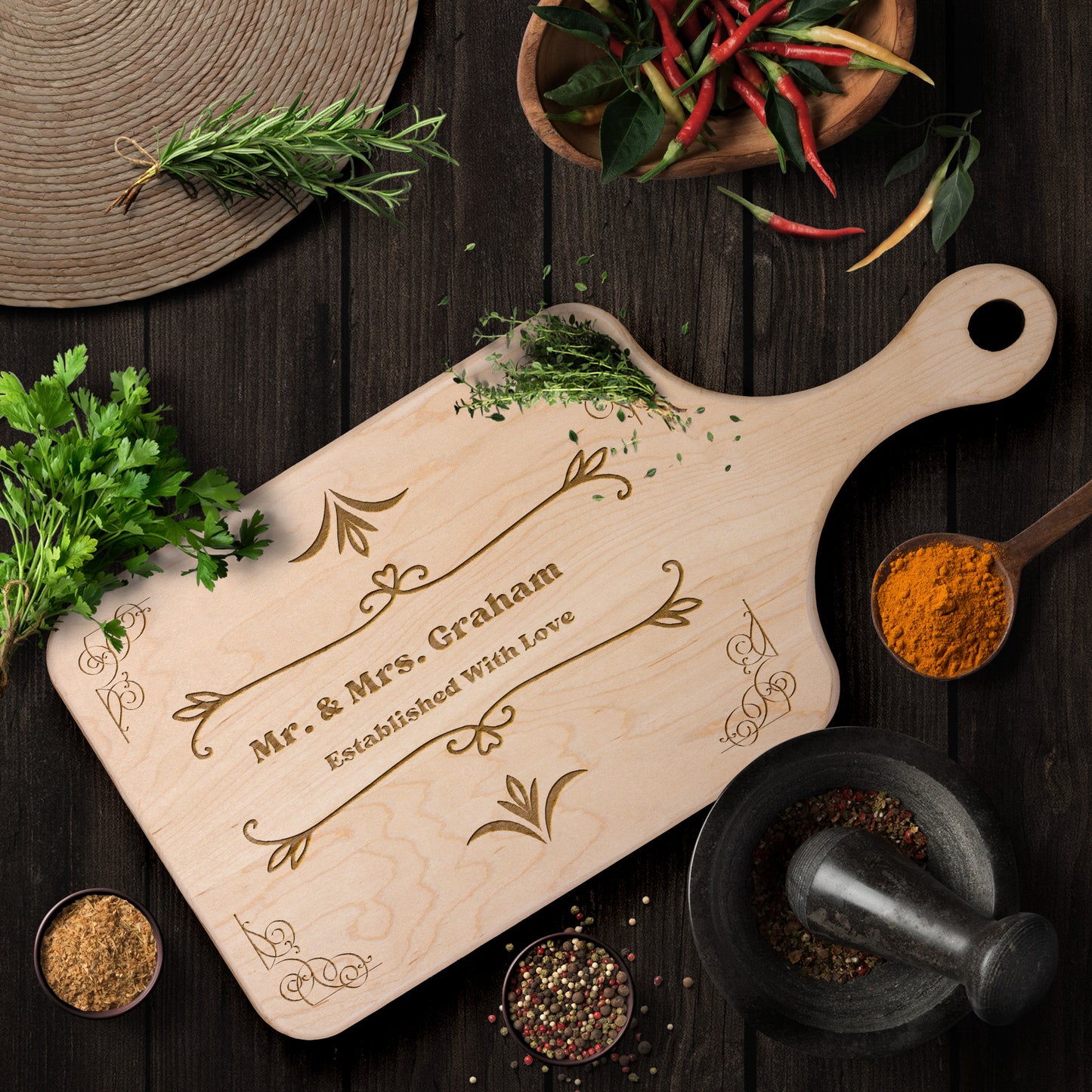 Tabla de cortar de madera personalizada con grabado "Establecido con amor"