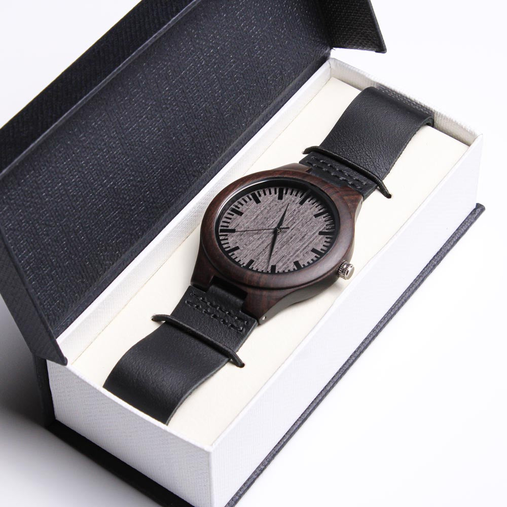 Reloj de madera grabado personalizado para padrinos de boda