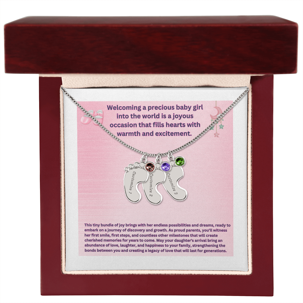 Collar personalizado "Bienvenida a una preciosa niña" con pies de bebé y piedra de nacimiento.