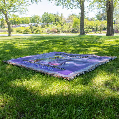Manta tejida personalizada de 152 x 127 cm - "Nuestro amor mutuo..." con dos búhos de colores